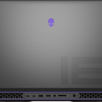 vr-ready-alienware-m18-r2-18-ips-2560x-4-470e